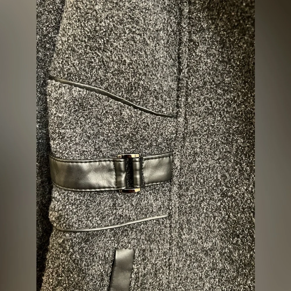 Covington Coat - Picture 6 of 7